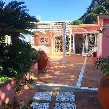 Regina Di Capri - Acquaviva - Villa