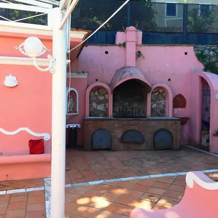 Regina Di Capri - Acquaviva - *